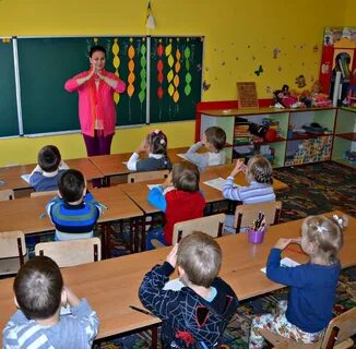 В школе урока в детском саду