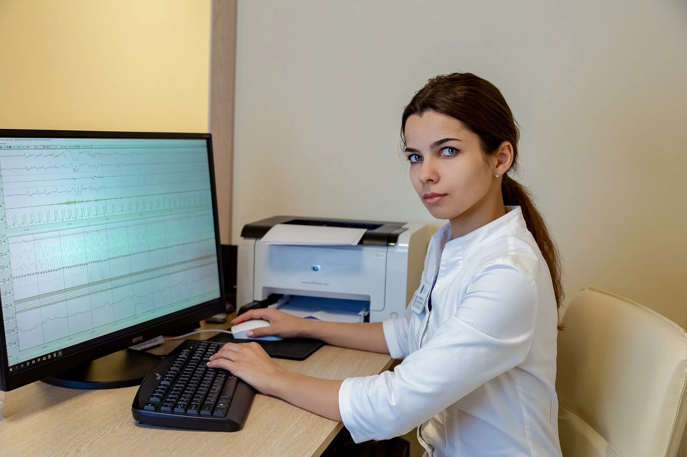 софия черкасова. бузунов роман вячеславович сомнолог. сомнолог записаться на прием. сомнолог энцефалограф. иванова яна анатольевна.