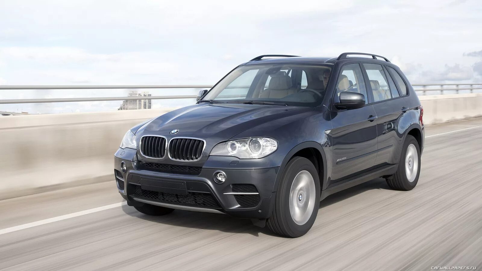 Бмв х5 2013. Автомобиль икс 5. Bmw x5 xdrive40d. Bmw x5 e70 2009. Бмв икс 5.