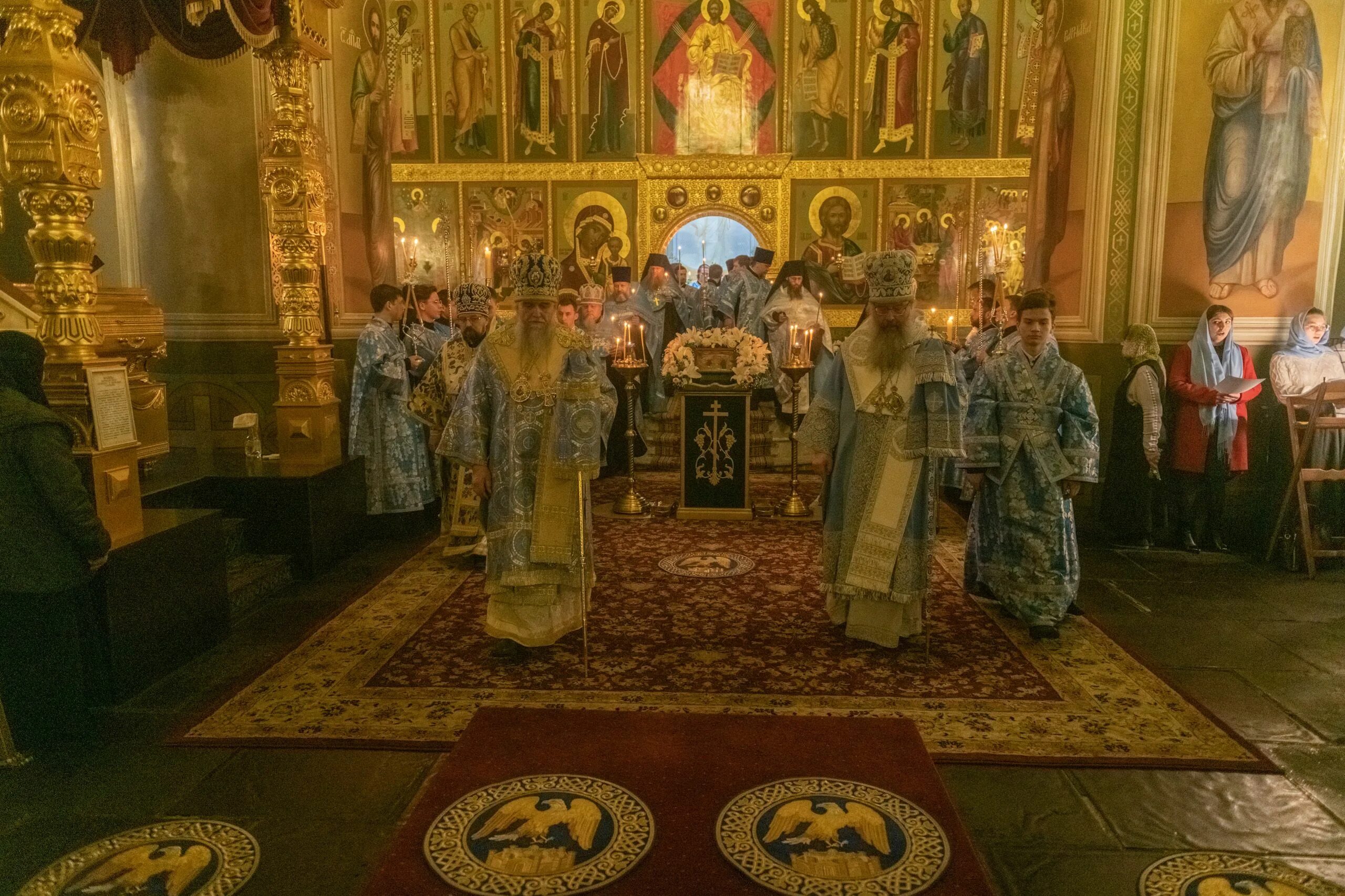 Всенощное бдение на благовещение. С благовещенским праздником. С праздником Благовещения Пресвятой Богородицы. С Благовещенск Пресвятой Богородицы. С праздником Богородицы.