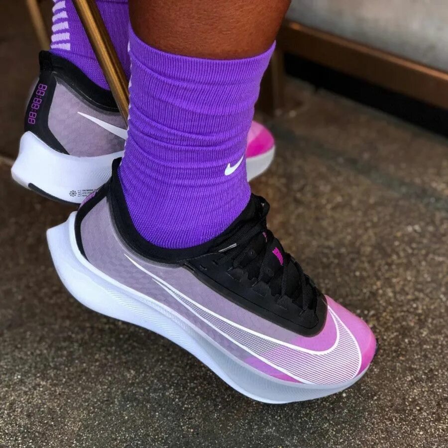 Фиолетовая подошва. SP 1 Runner Purple Nike Sneakers.