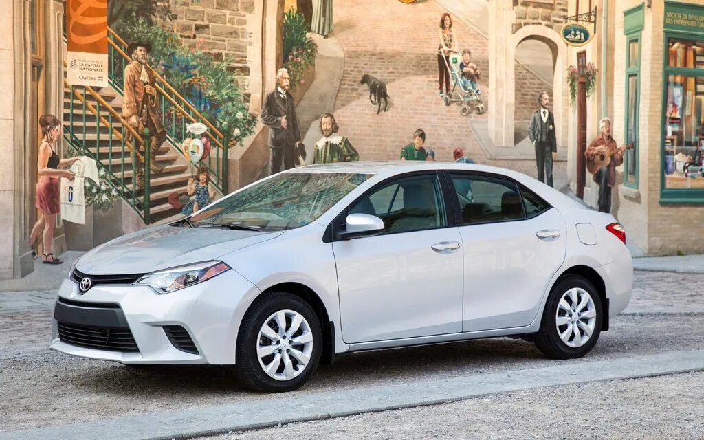 Toyota Corolla 2014 le. Тойота Королла 2014 американец. Toyota Corolla 2013. Toyota Corolla 2014. Toyota corolla 2014 год