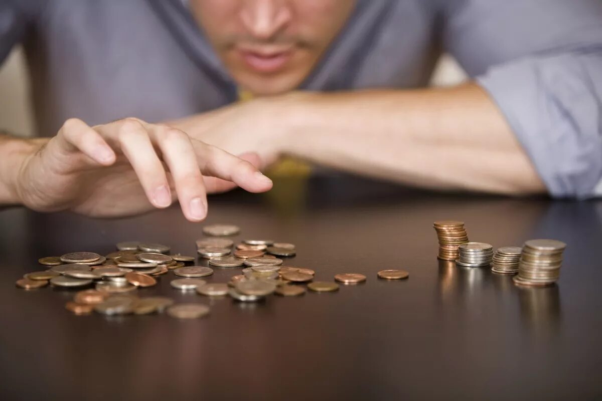 Оклад меньше заработной платы