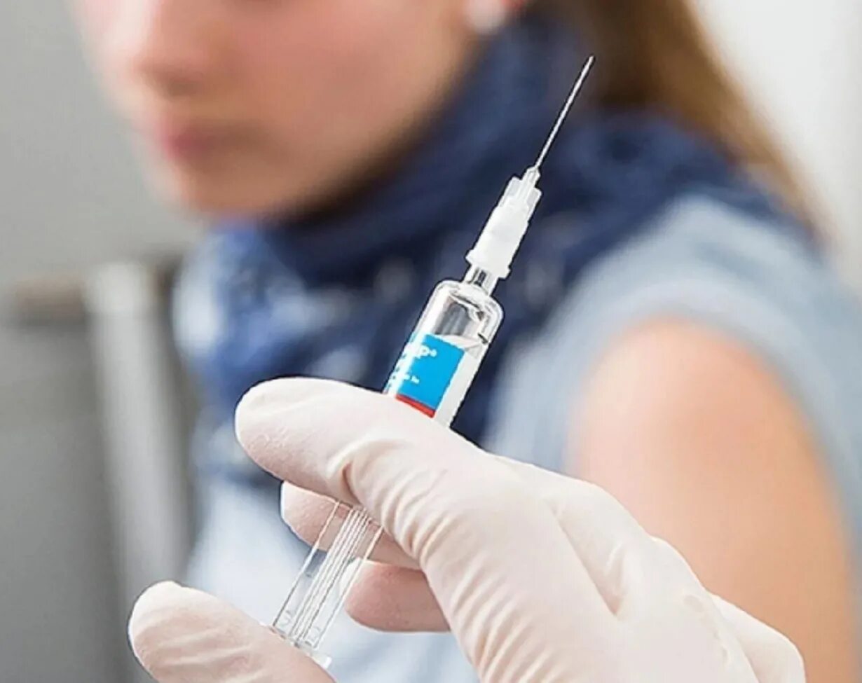 Вакцинация от гриппа вакцины. Вакцинация от гриппа. прививки от гриппа. вакцинация фото. привиакт.