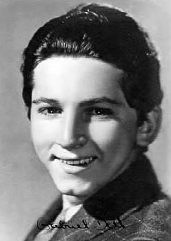 Gabriel b. Gabriel dell jr. гэбриел делл мл.