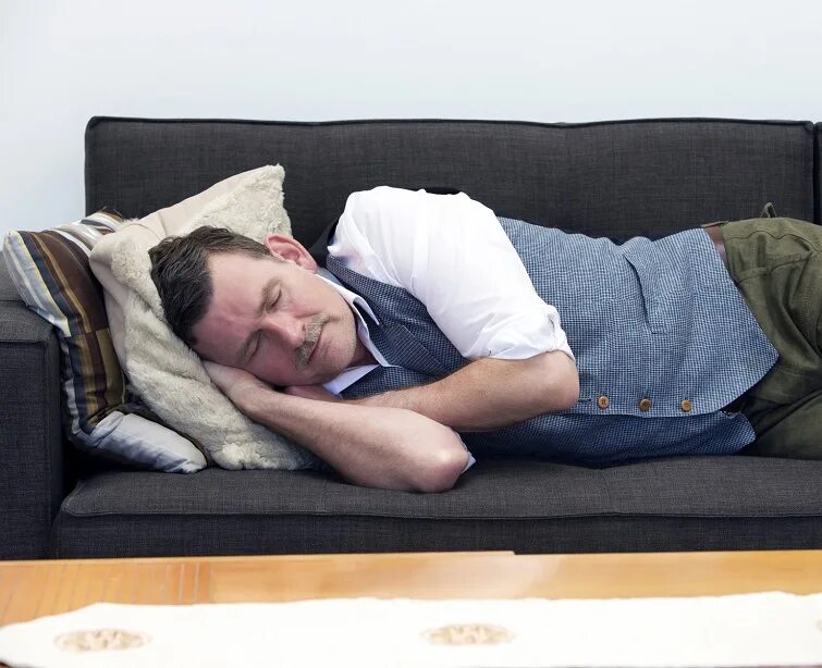 бывший парень лег