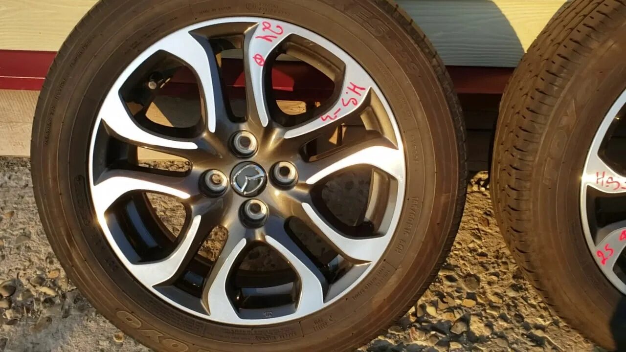 R14 мазда демио. Зимняя резина на мазда демио 2005 года. Мазда демио dj. Mazda demio на r16. Резина на мазда демио.
