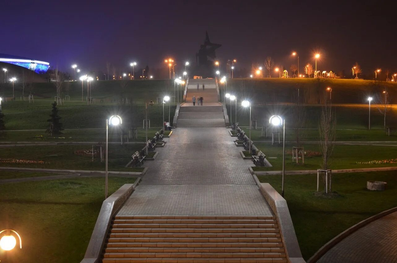 Парк Ленинского Комсомола Донецк. Донецк парк культуры и отдыха имени Ленинского Комсомола. Парк Ленинского Комсомола Донецк 2000. Парк Ленинского Комсомола Махачкала. Парк комсомолл