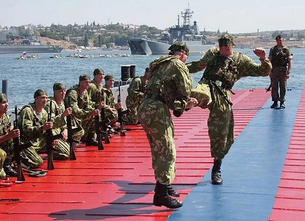 810 обрмп севастополь. Севастополь морские пехотинцы. Севастополь морские пехотинцы. Севастополь морские пехотинцы. Севастополь морские пехотинцы.