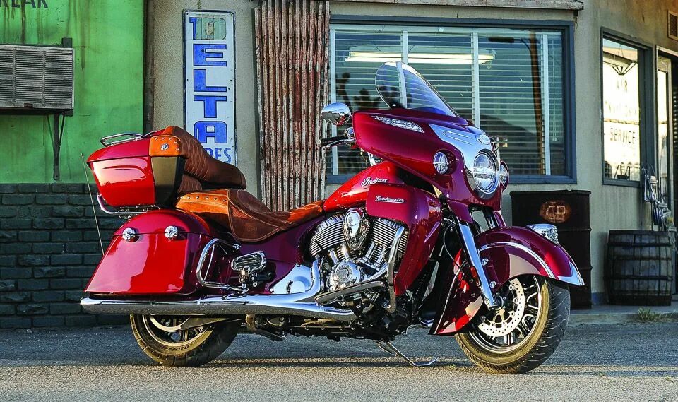 1947 Indian Chief Roadmaster Indian motorcycle, Motorcycle pictures, Vintage mot