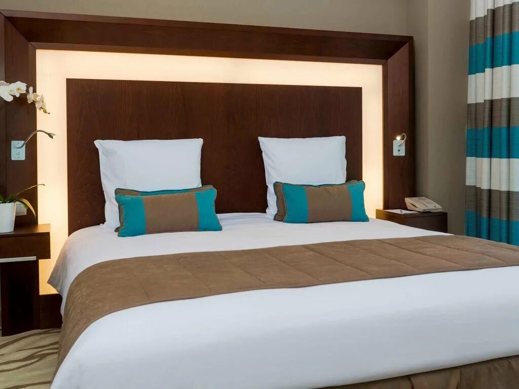 Аль барша дубай 4. Novotel al Barsha. Novotel al Barsha Дубай. Novotel Dubai al Barsha 4*. Тур в отель Novotel Dubai al Barsha 4*.