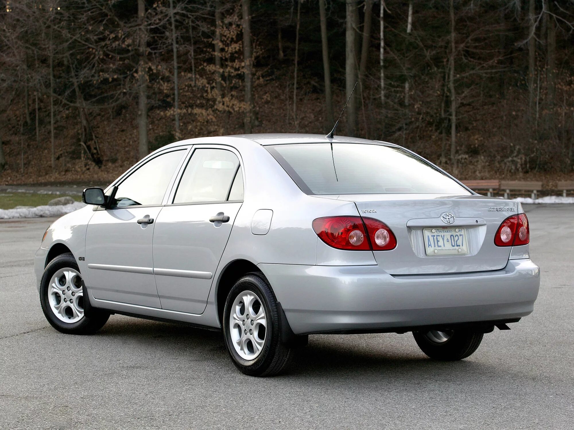 Тойота королла 2006 год 120 кузов. Toyota Corolla e120. Toyota Corolla 120 седан. Тойота Королла е120 седан. Тойота Королла кузов е120.