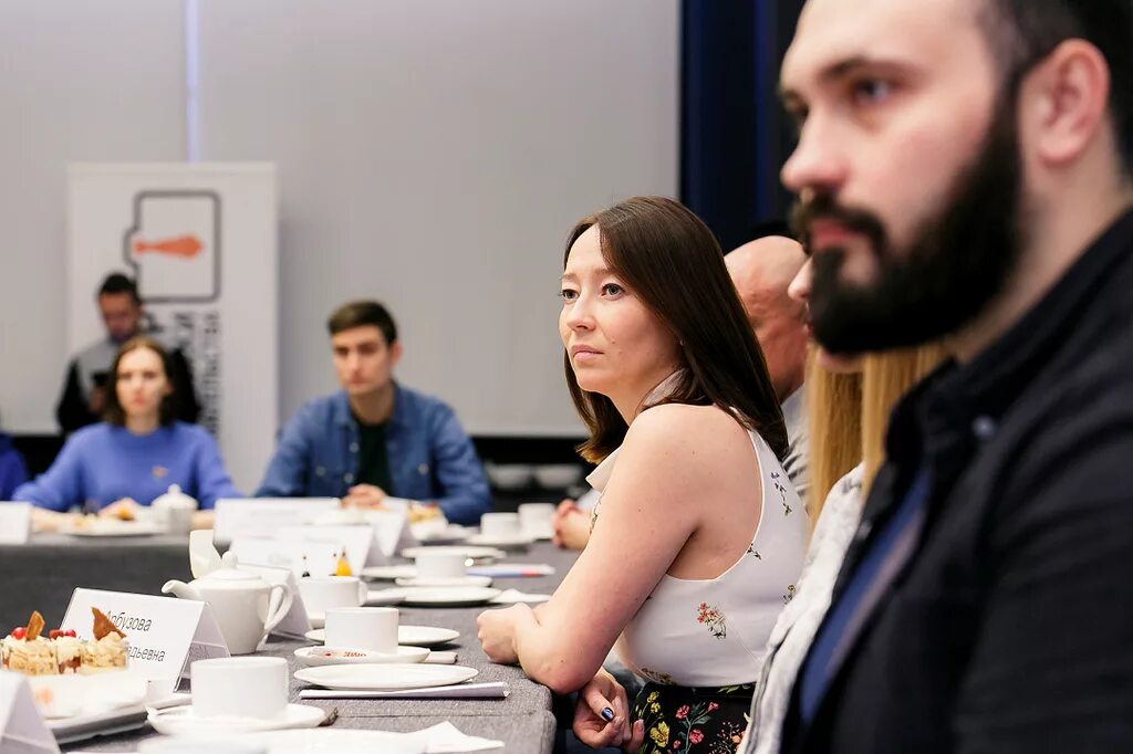 Союз промышленников и предпринимателей мурманск. Бизнесмен дмитрий ковтун и марина волл. Бизнесмен мурманска. Бизнесмен мурманска. Бизнесмен мурманска.