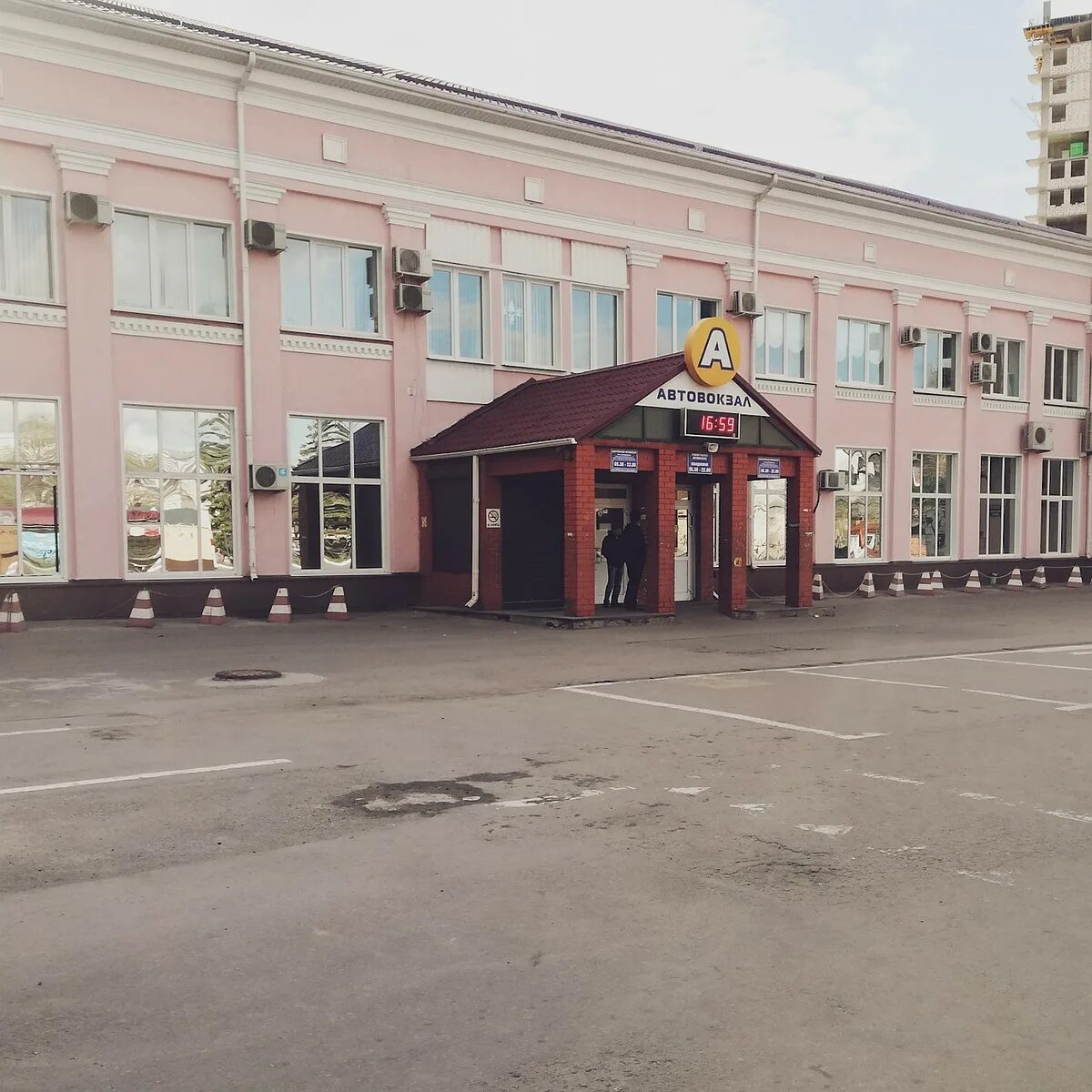 Центральный автовокзал воронеж. Центр автовокзал воронеж. Воронеж автобусный вокзал. Центральный автовокзал воронеж. Автовокзал г.