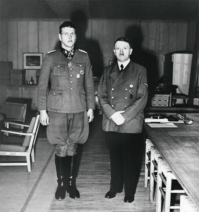 Звание скорцени в сс. Отто Скорцени. Отто Скорцени 1943. Кальтенбруннер и Скорцени. Любимец Гитлера Отто Скорцени.