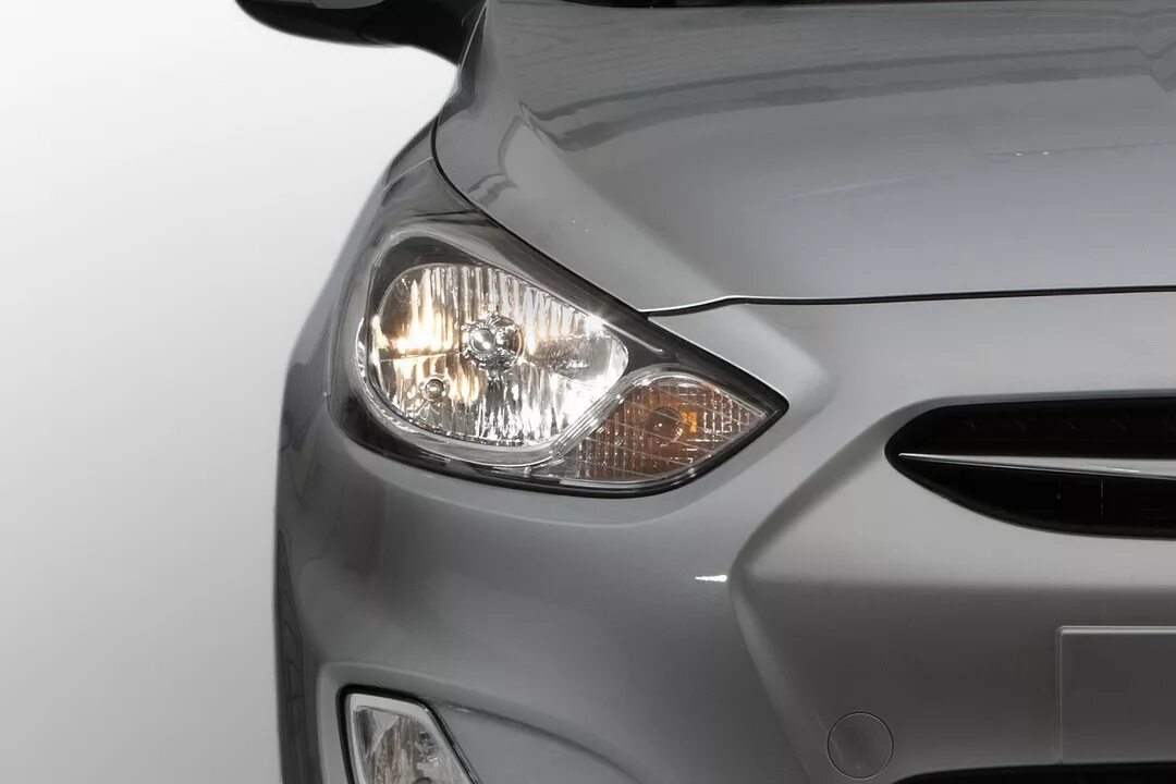 Хендай солярис 2012 ближний свет. Хендай солярис 2012 ближний свет. Фара hyundai solaris 2011. Лампы хендай солярис 2013. Лампочки на фары хендай солярис 2011 года.