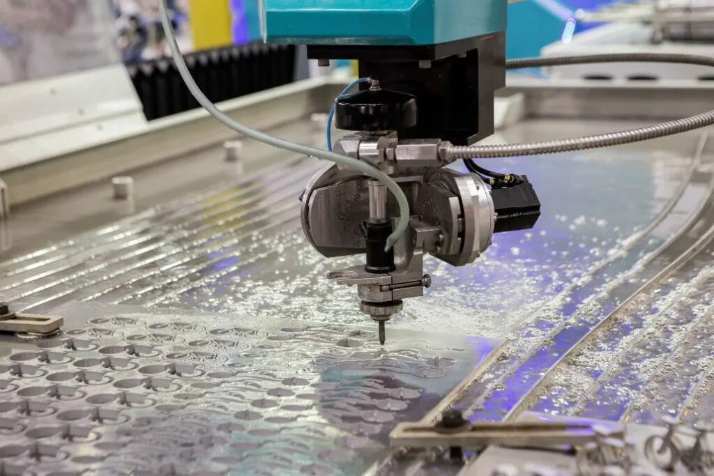 Водяной резак. Гидроабразивный станок Waterjet. Waterjet станок гидроабразивной резки. Гидрорез Water Jet. Гидрорезка 5d.