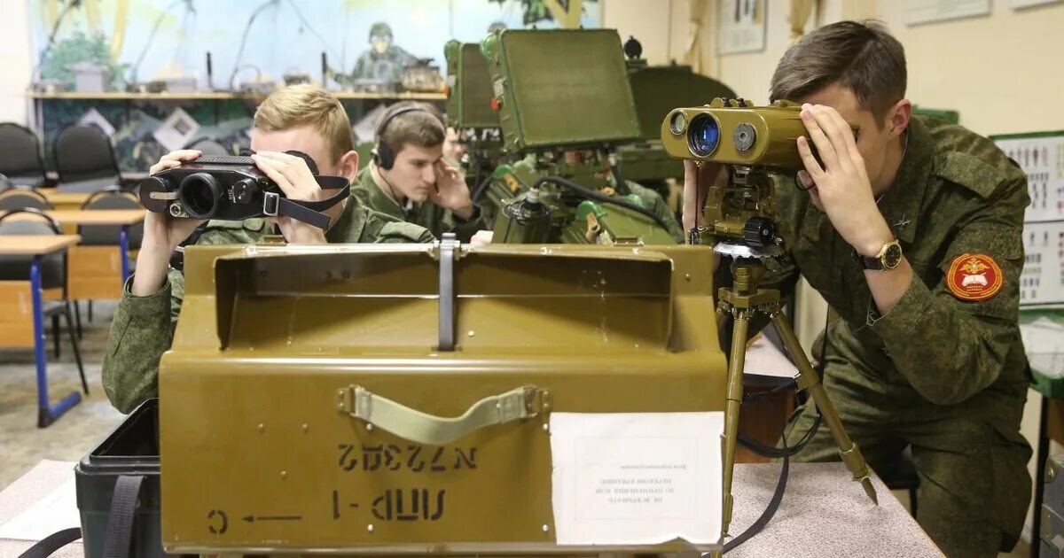 Военно учебный центр мгу. Военнослужащие россии. военная подготовка. начальная военная подготовка в вузе. боевая подготовка.
