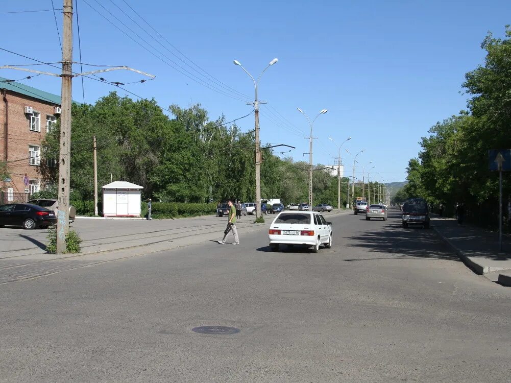 Усть Каменогорск улица Ворошилова. Улица Орджоникидзе Усть Каменогорск. Усть-Каменогорск Казахстан ул. Ворошилова дом 182. Улица Казахстан устькаменогорск. Сайт kz усть каменогорск