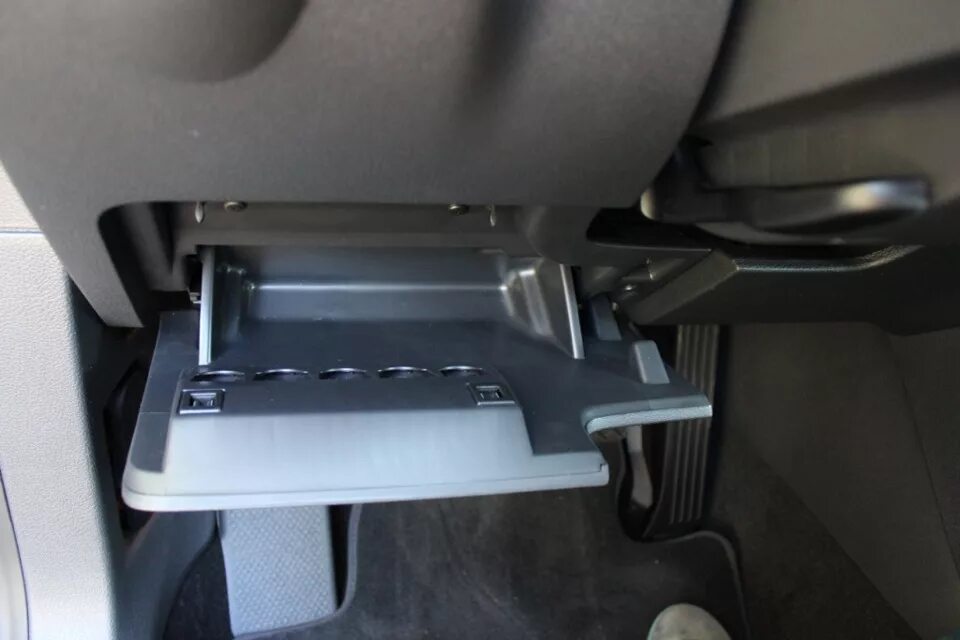 Как снять бардачок тигуан 2 30. Установка AndroidBox Volkswagen Tiguan (2G), 1,4 л, 2018 года тюнинг DRIVE