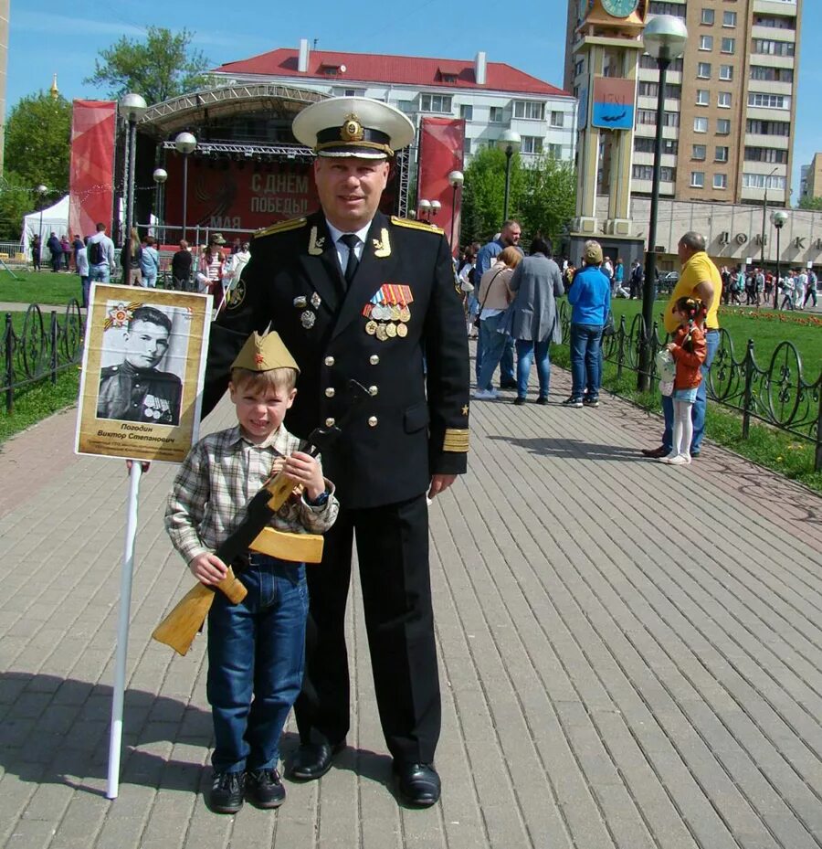 Традиции преемственности поколений. Преемственность поколений военных. Преемственность поколений фото. Ветераны преемственность поколений. Преемственностьпколений фото.