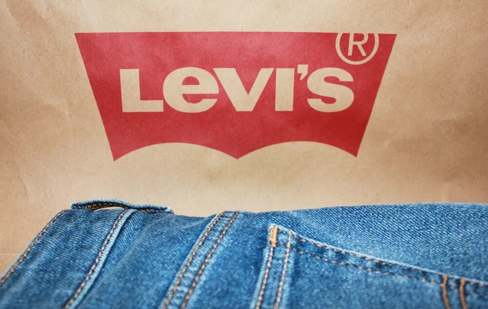 Как называется levis. Levis 501 logo. jeans levi.s 501 лого. джинсы левис 2025. логотип левайс 2025.