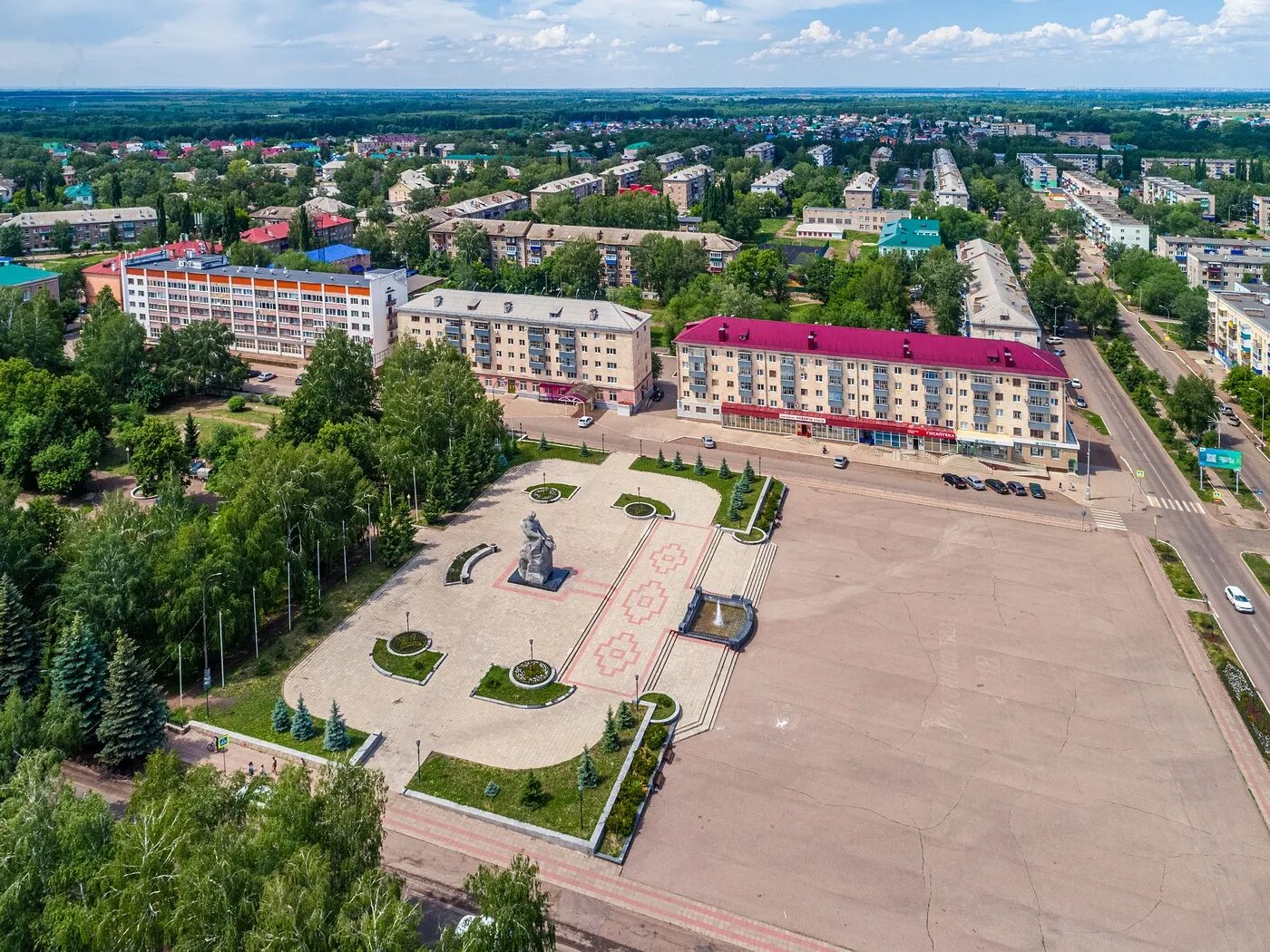 Где город ишимбай. Ишимбай Башкортостан. Ишимбай города Башкортостана. Площадь города Ишимбай.