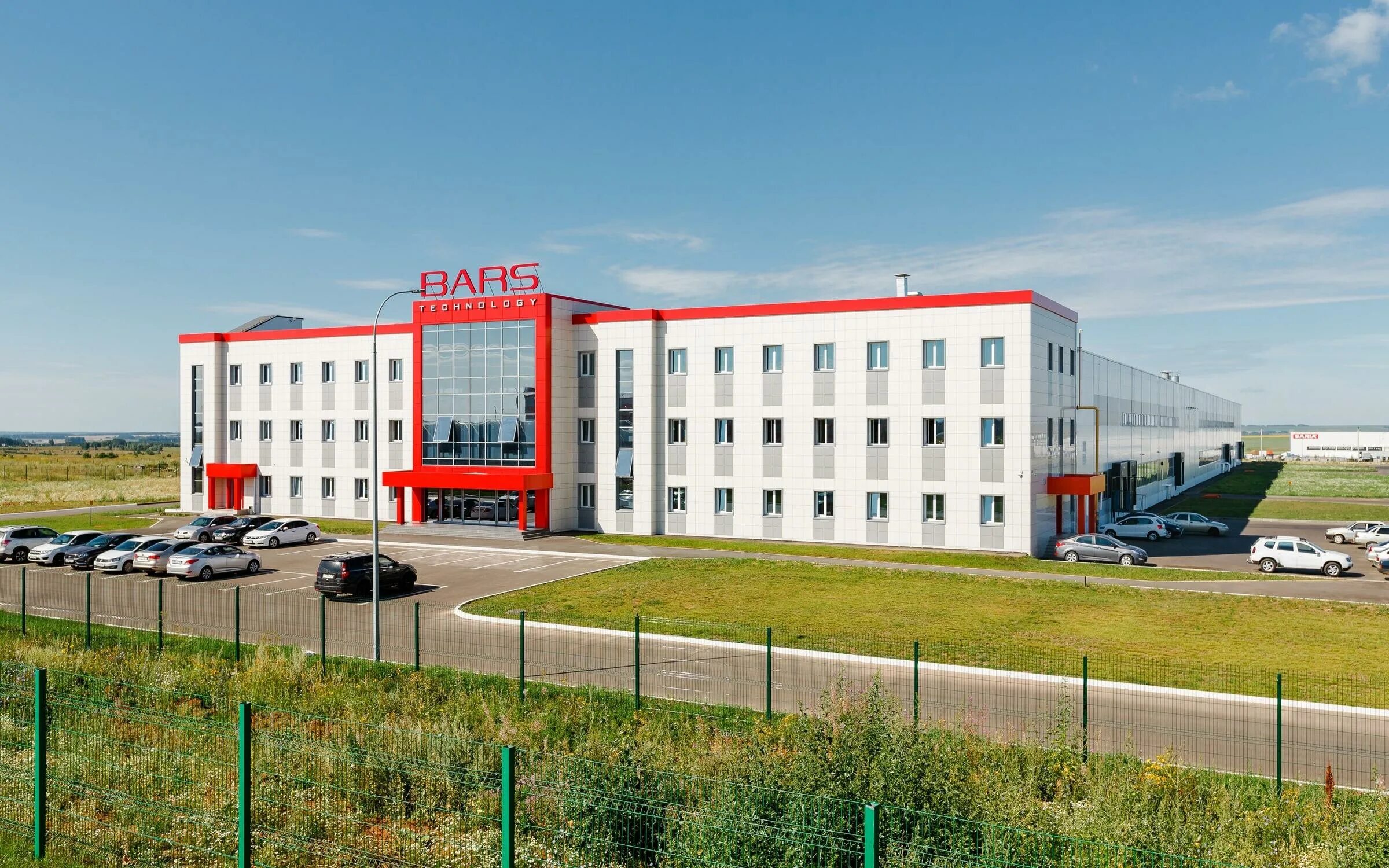 Алабуга оэз саратов. Завод драйлок елабуга. Завод деталей интерьера оэз алабуга. Завод стекловолокна алабуга. Елабуга технопарк.