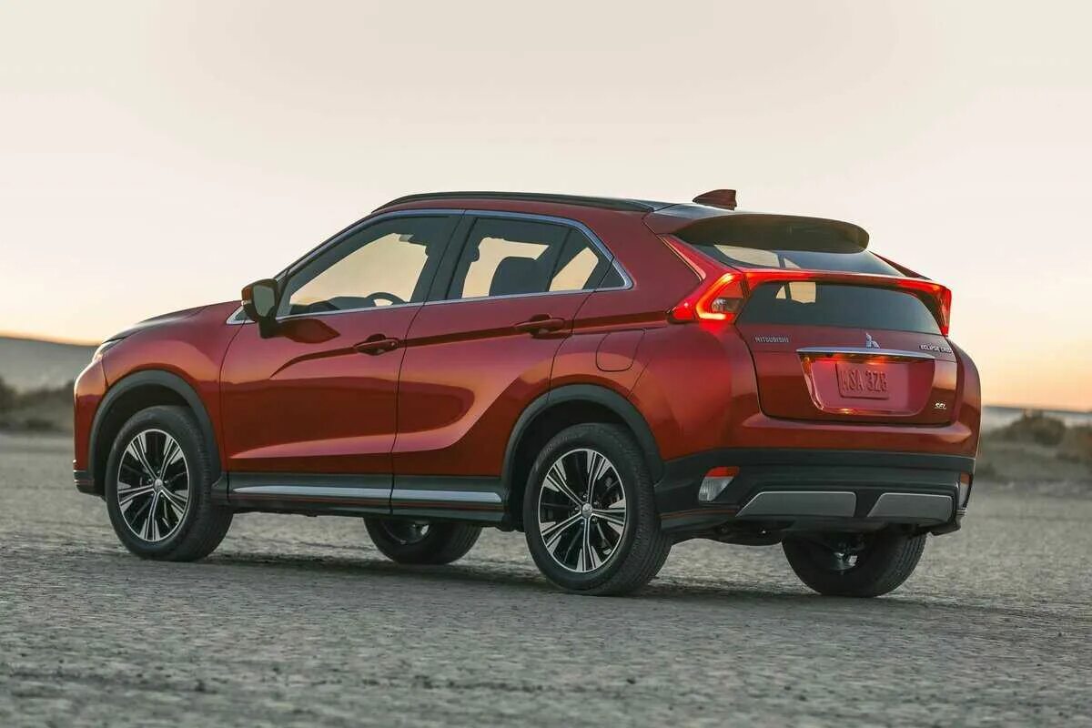 Митсубиси эклипс кросс 2018. Митсубиси эклипс кросс 2020. митсубиси eclipse cross. митсубиши эклипс кросс 2020.