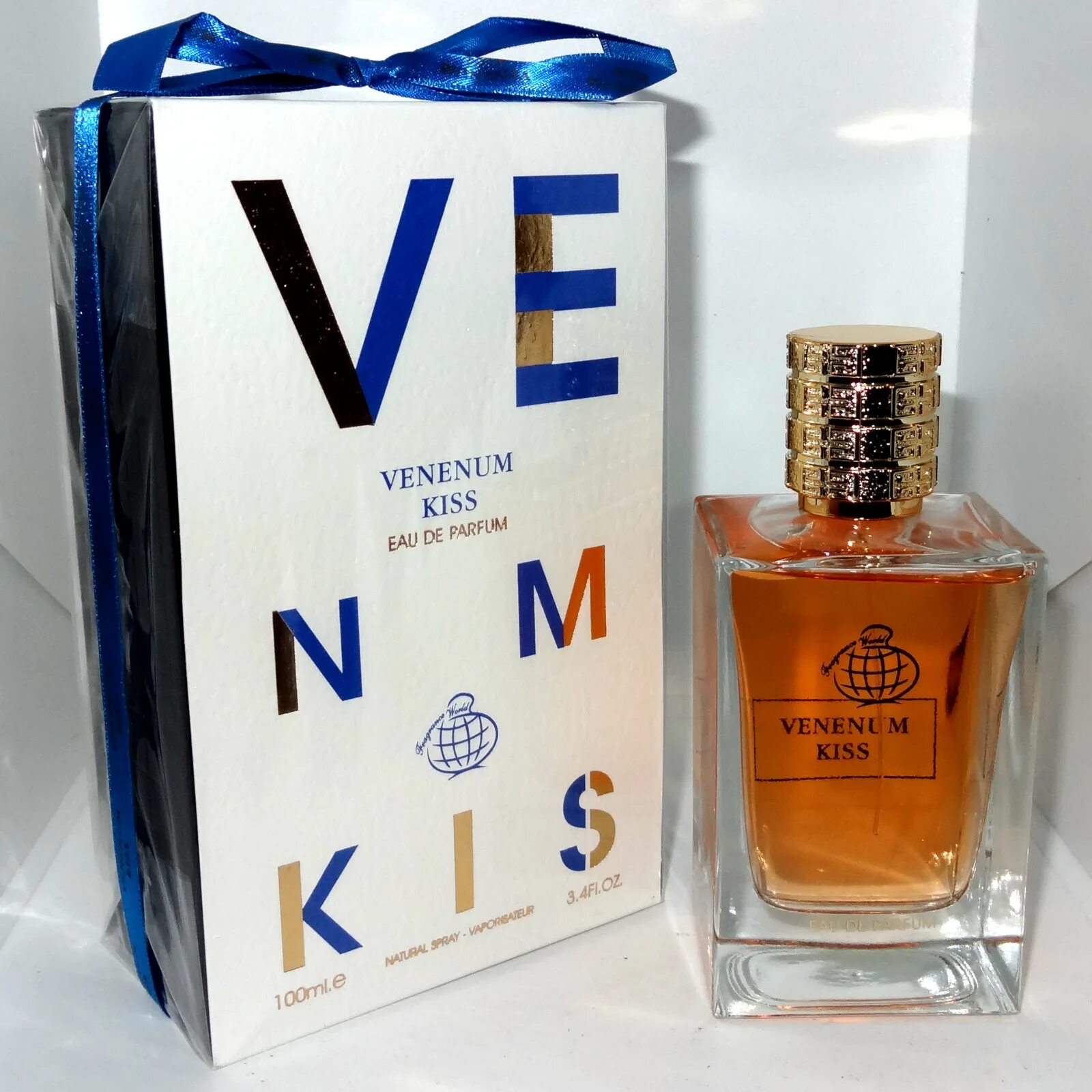 Ex nihilo venenum kiss. Парфюм venenum kiss. духи мужские kiss. fragrance world.
