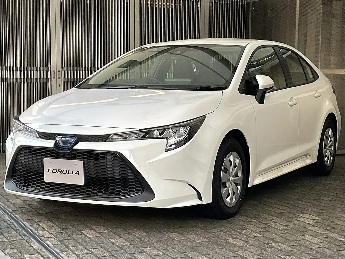 Toyota corolla hybrid 2020. Toyota corolla 2021 гибрид. Гибридная королла. Toyota corolla hybrid 2020. Новая тойота королла гибрид.