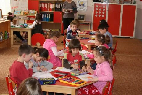 Девочка 5 лет посещает детский сад