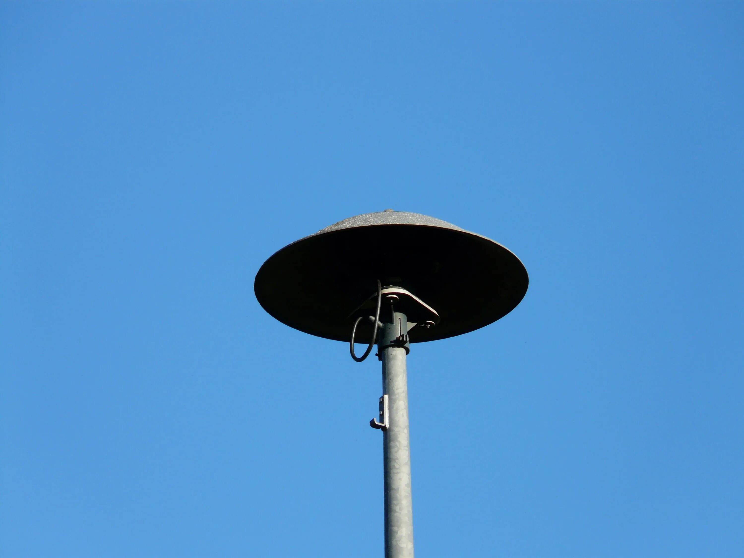 система оповещения. сирена рупор. электросирены система оповещения населения. проверка системы оповещения населения. сигнал сирены.