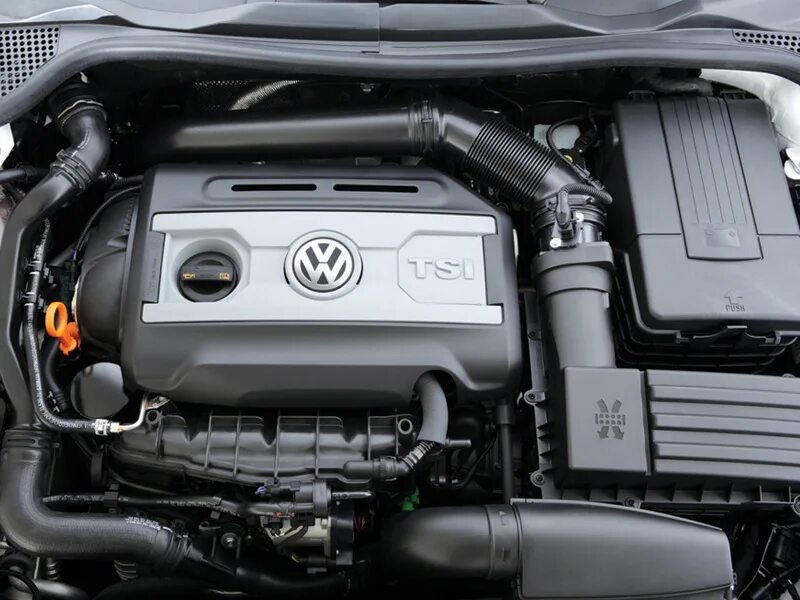 Turbo passat. VW Passat b6 2.0 TSI. Мотор Фольксваген Пассат 1.8 турбо. Volkswagen Passat Motor TSI. Фольксваген Джетта двигатель 2.0 TSI.