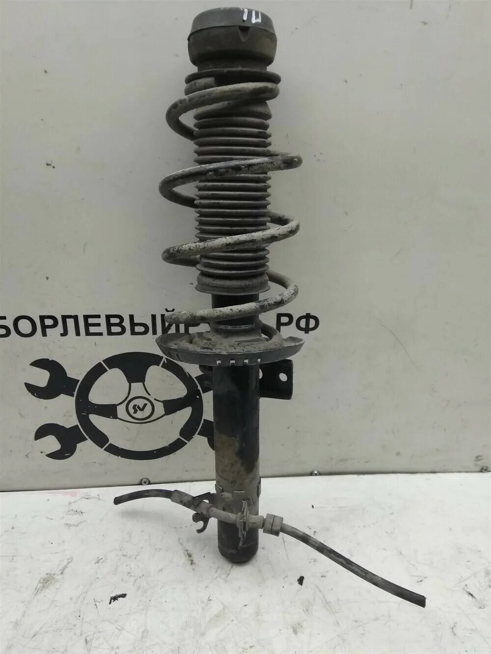 Шкода амортизатор передний. 6r0413031bf амортизаторы шкода рапид. передняя стойка шкода рапид. передний амортизатор skoda rapid. амортизатор передний шкода рапид.