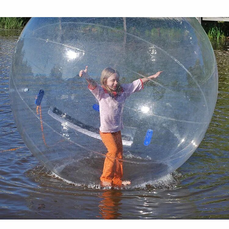 Бегать в шаре. Прозрачный шар для человека. Огромный шар для человека. Надувной шар для человека. Шар воды.
