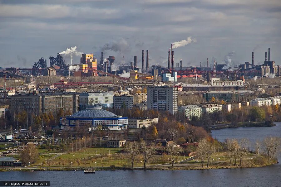 уральские заводы и предприятия. уральские заводы и предприятия. уралхиммаш екатеринбург. завод чмз чусовой. промышленные города урала.