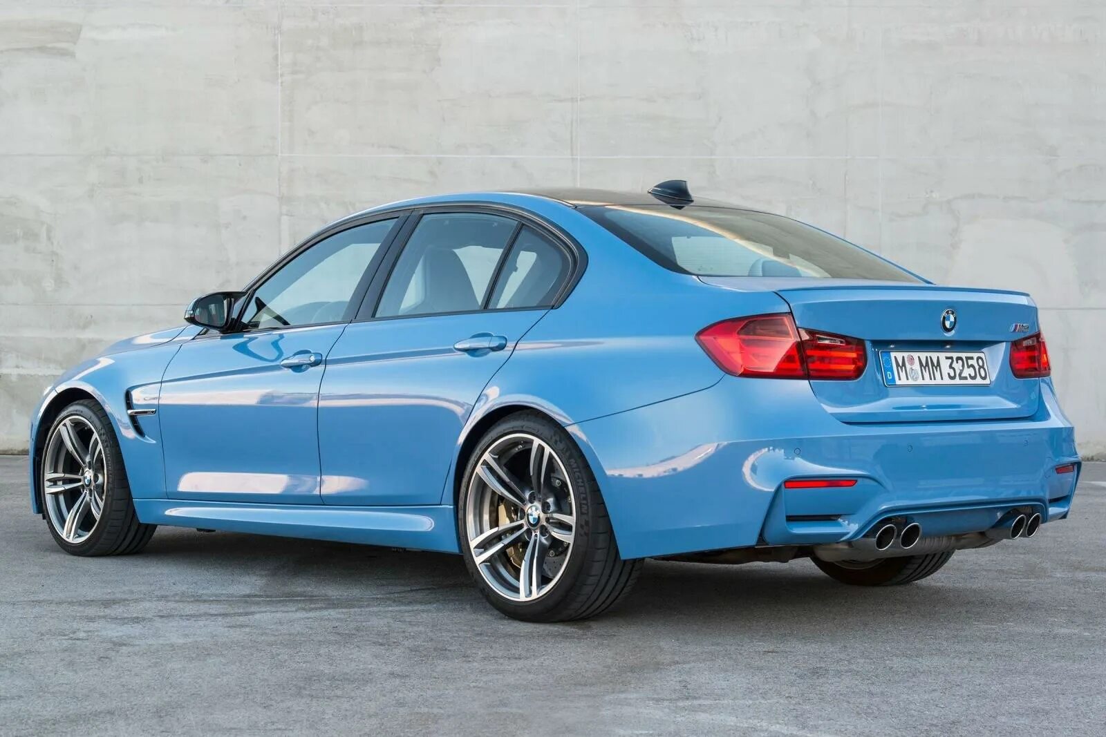 М3 43. БМВ m3 f30. BMW 3 f35 m. BMW m3 f30 2014. BMW f30 m3 2015.