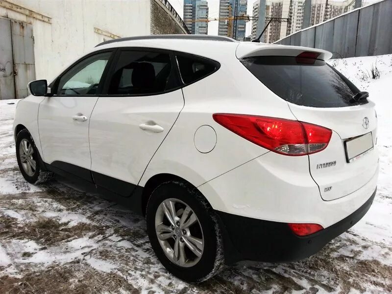 Ix35 2012 года. Hyundai ix35 белый 2014. Hyundai ix35 2012. Hyundai ix35 белый 2012. Хендай ix35 2014 белый.