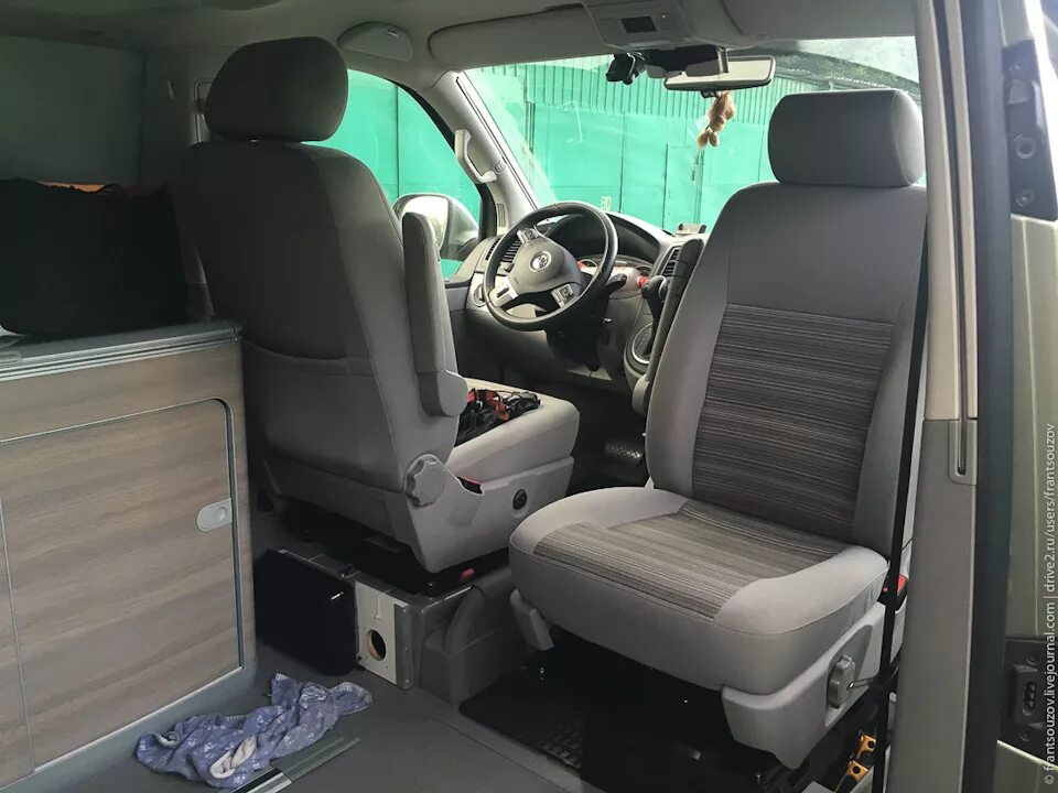 Сидение т5 мультивен. Volkswagen multivan t5 t6 сиденья. сиденье поворотное пассажирское фольксваген мультивен. сидение переднее пассажирское volkswagen transporter t4. volkswagen multivan переднее поворотное кресло.