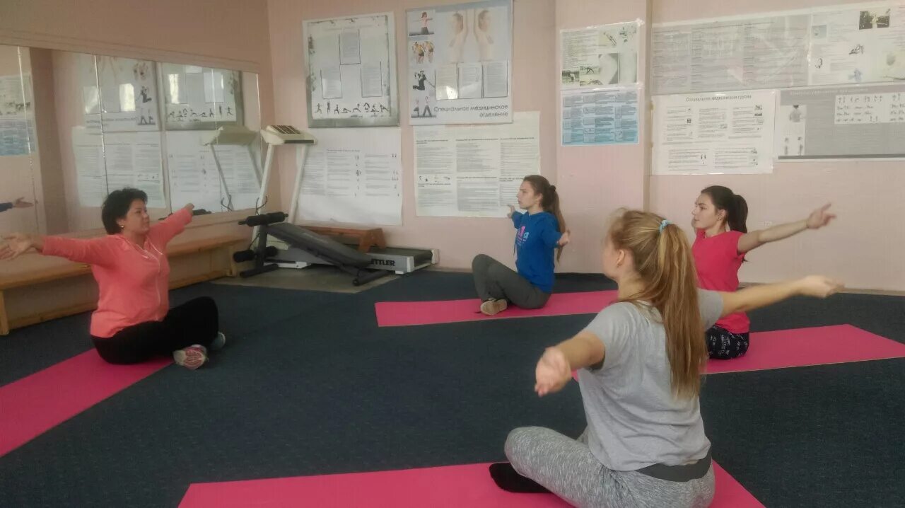 лечебная гимнастика при пиелонефрите. гломерулонефрит лфк. пиелонефрит можно заниматься спортом. лечебная гимнастика для женщин. гимнастика для почек при пиелонефрите.