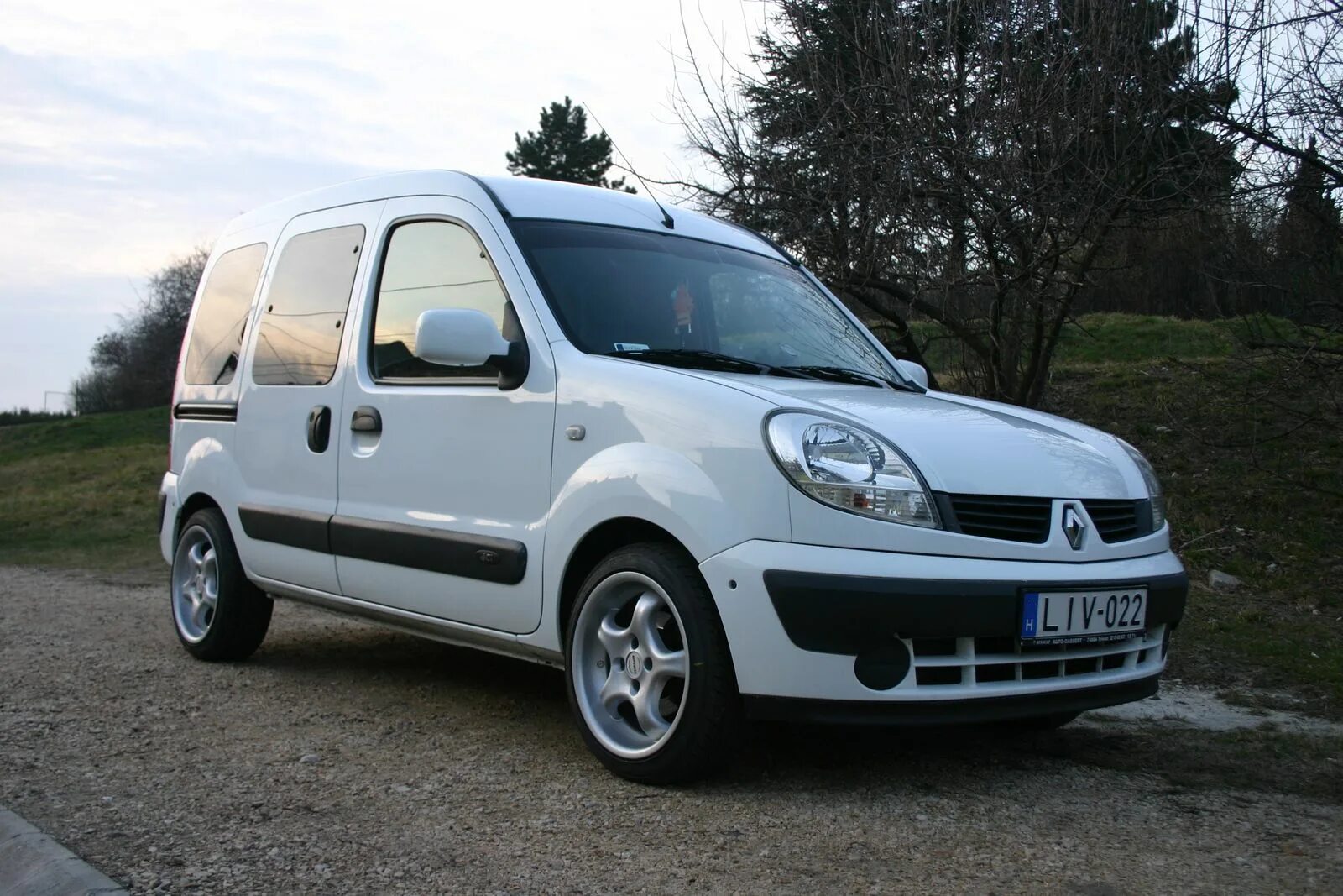 Renault Kangoo I (KC, facelift 2003) 1.2 Performance, Dimensions, General, Drive