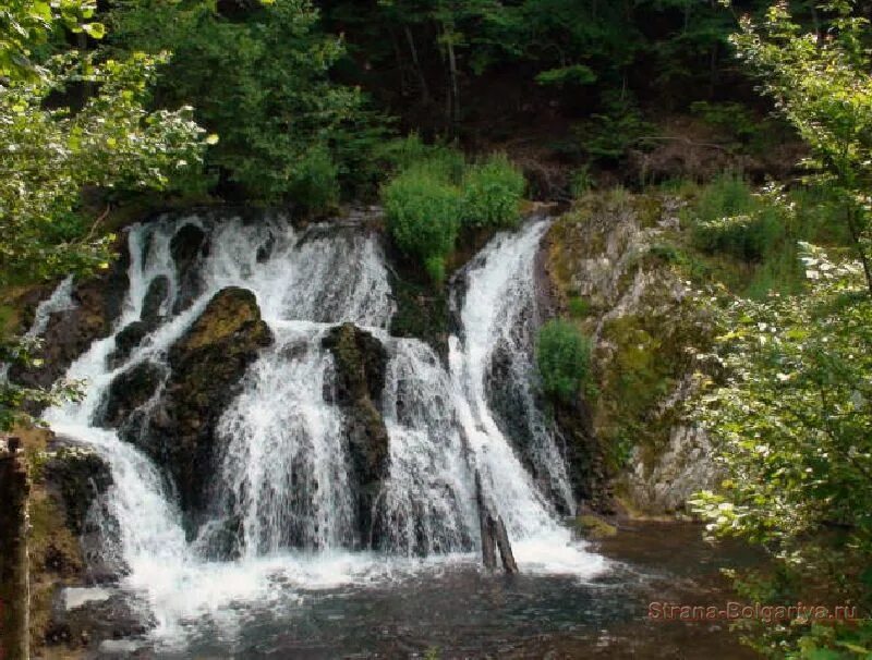 Source country. Строенцы Приднестровье водопады. ПМР Строенцы водопад. Сангардакский водопад. Сангардакский водопад Термез.