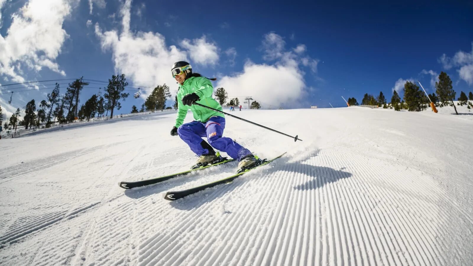 Skiing holiday. Андорра горнолыжный курорт. Волшебные лыжи. Андорра лыжи курорт высота. Концепция горнолыжного курорта Андорра - 2016.