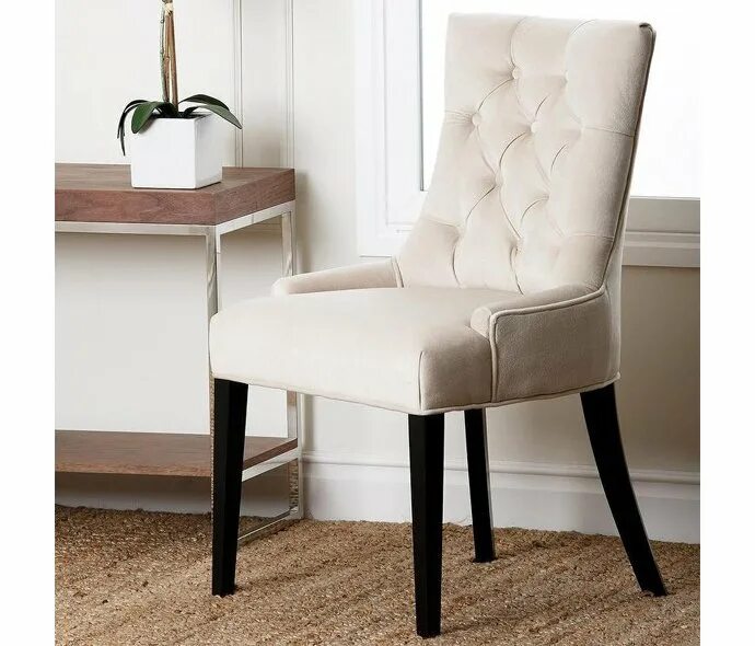 Стул для гостиной с подлокотниками. Стулья Eichholtz Dining Chair Cooper. Стул Odense Pohjanmaan. Обеденный стул Lenox Dining Chair. Стул Eichholtz Dining Chair.