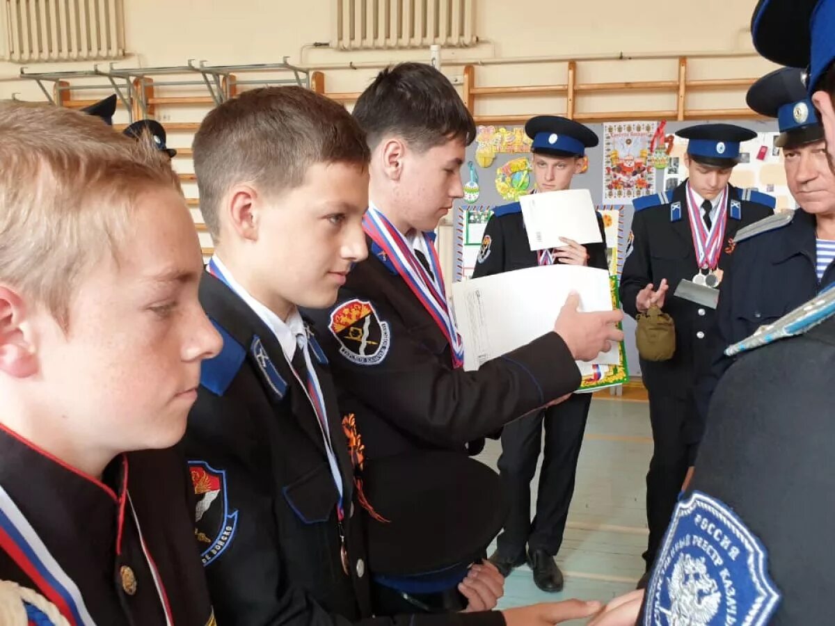 Лицей поселок иноземцево. Иноземцево казачий лицей. Школа иноземцево лицей казачества. Иноземцево казачий лицей. Лицей казачества иноземцево официальный сайт.