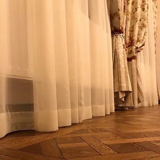 Должны ли шторы лежать на полу
