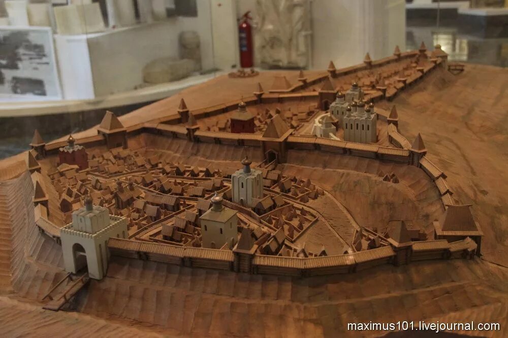 Модель древнерусского города. Смоленская крепость смоленск макет. Модель древнерусского города. Чердынская крепость. Модель древнерусского города.