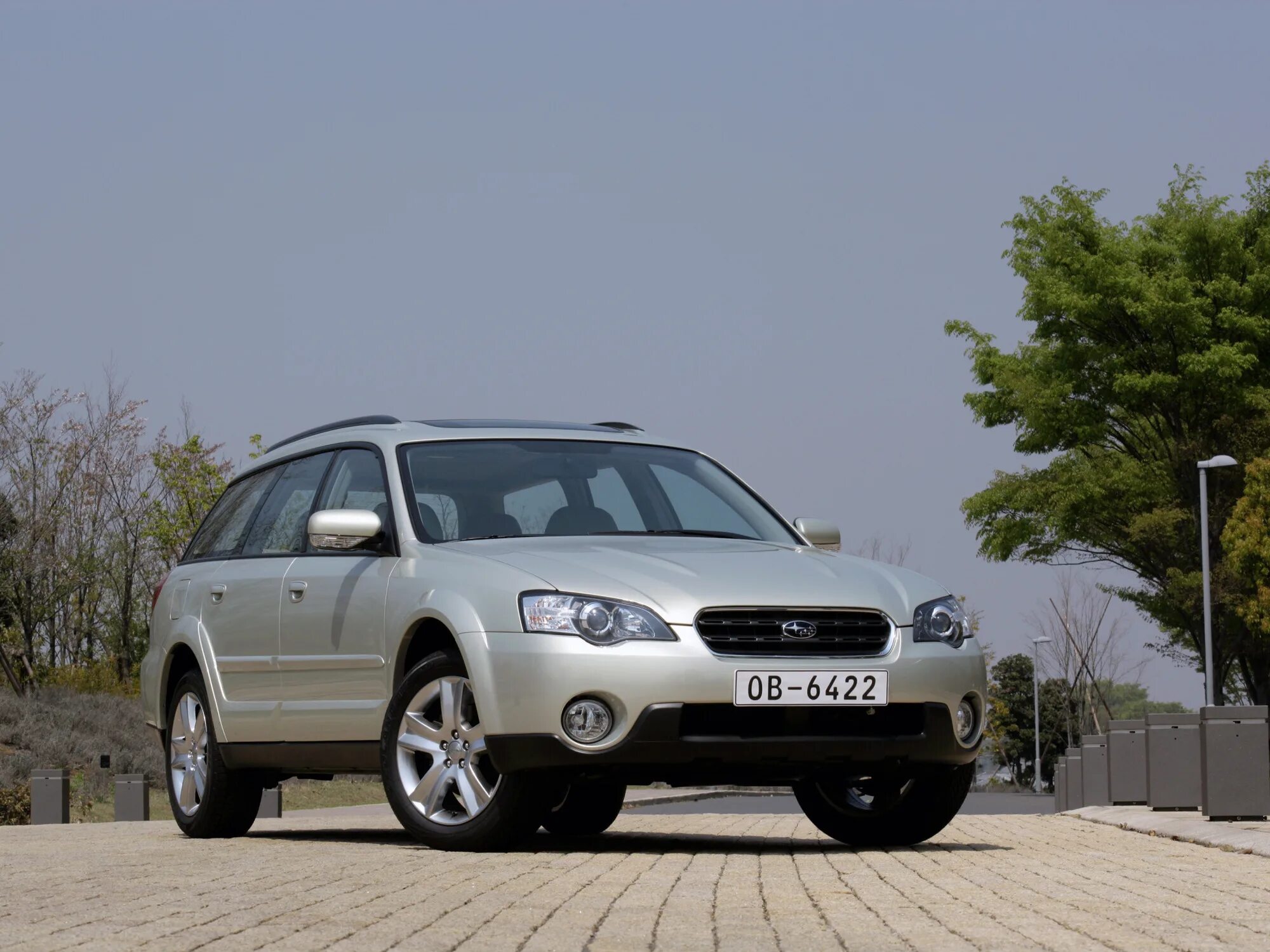 Субару аутбек 3 поколения. Субару Аутбек 3. Subaru Outback 2005. Subaru Outback 2003. Субару Аутбек 2005.