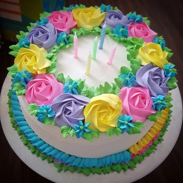 Торт белковый девочке. Торт кремовый. Торт белковый девочке. Кремовые торты для детей. Торт на 6 лет девочке кремовый.